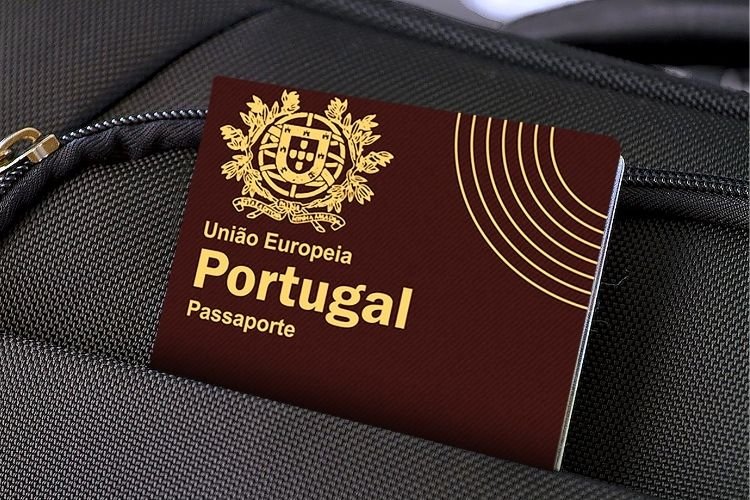 Acabou de conquistar a Nacionalidade Portuguesa? Descubra por que seu Passaporte não vem junto!